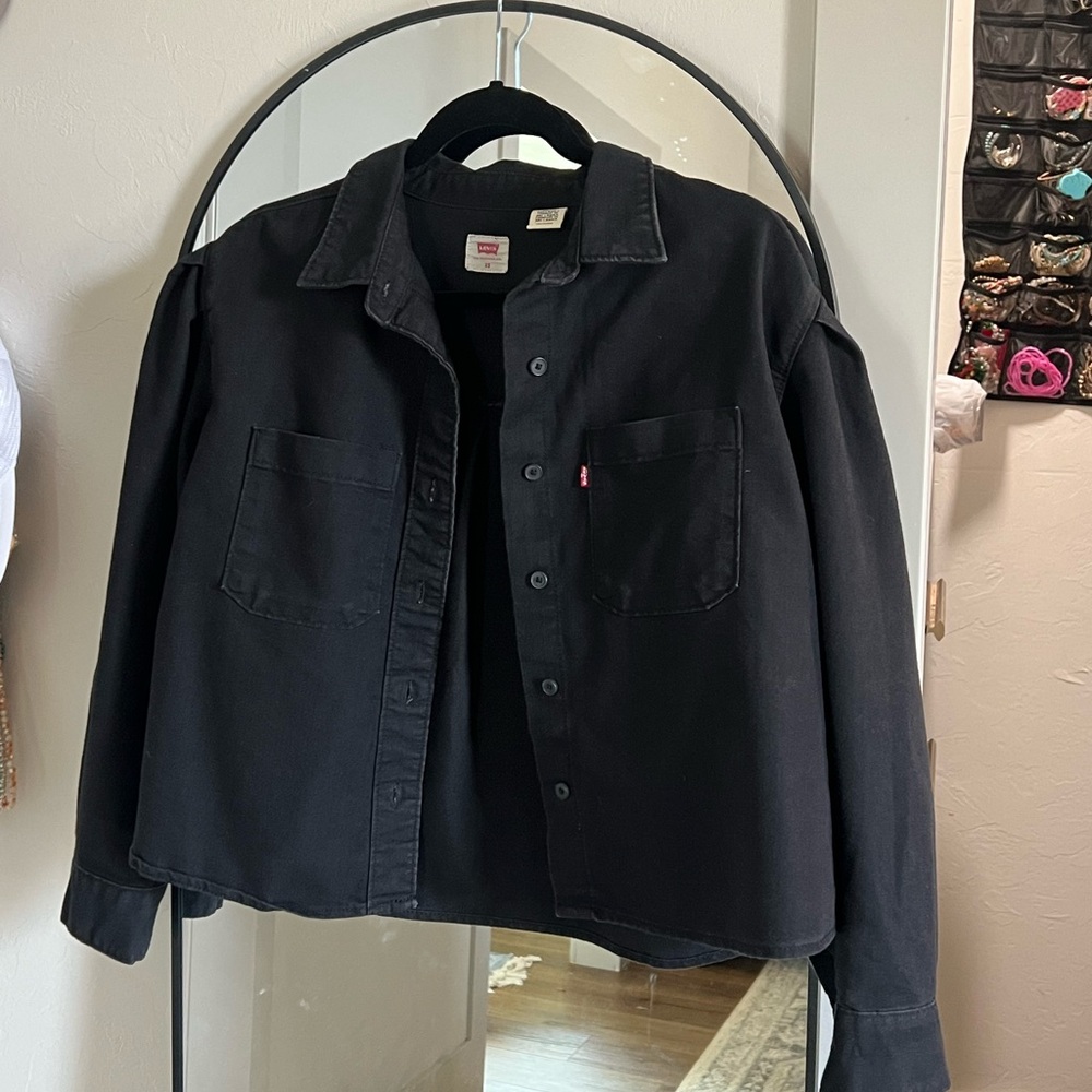 Levi's Classic Black Button-Up with puff sleeves
